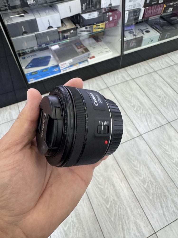 Canon Lens 50mm STM 1.8