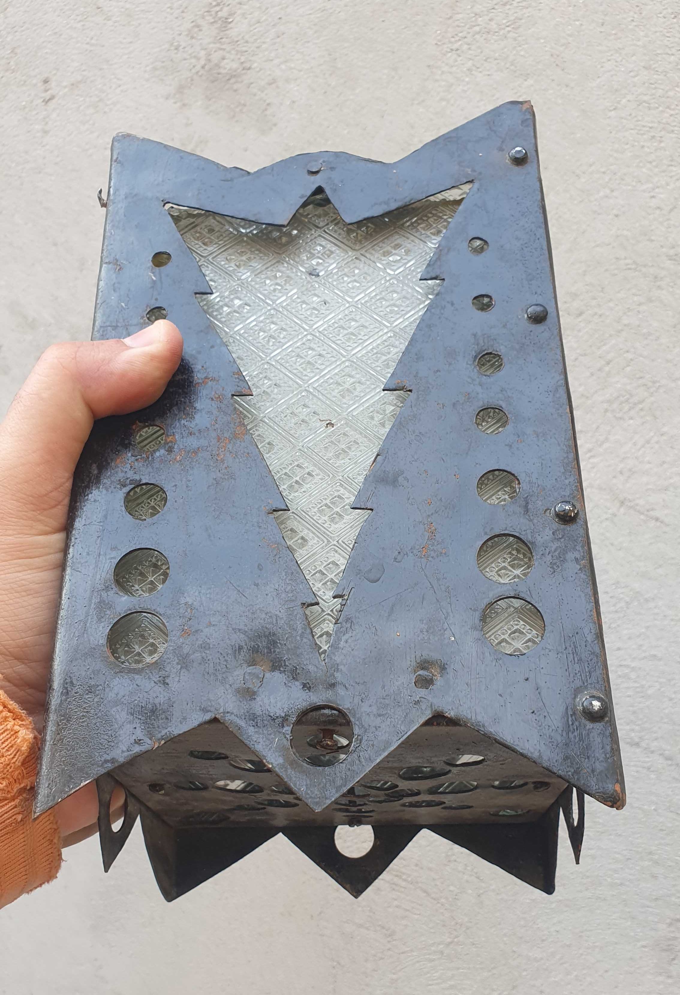 Lampadar din metal si sticla pentru lumanari, 22x13 cm