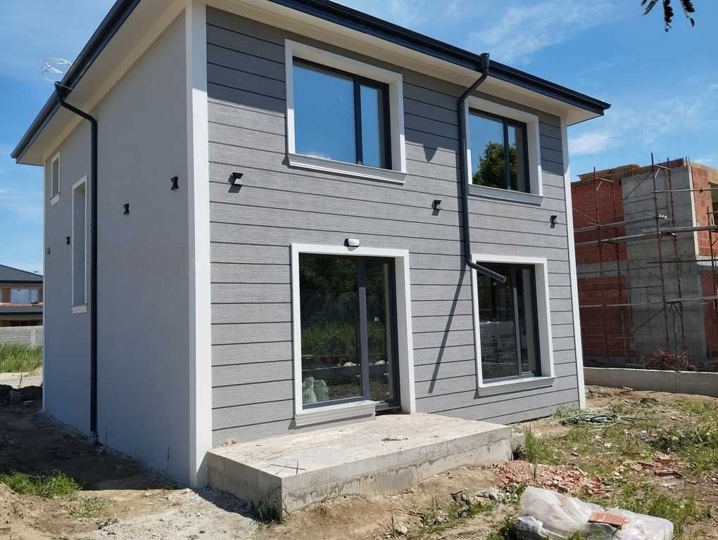 Продава се Къща в Пловдив, Беломорски - 196 кв.м за 1480 €/кв.м - Снимка #1