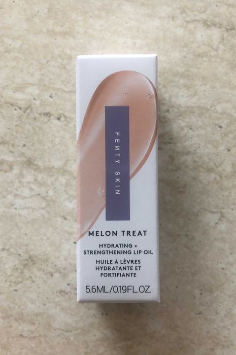 Fenty Beauty Treatz Hydrating + Strengthening Lip Oil