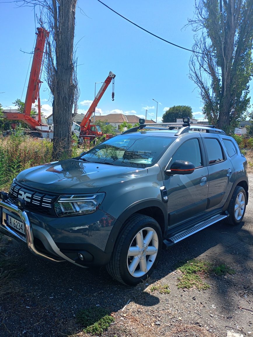 Комплект гуми с джанти Dacia Duster Дачия Дъстър 2021