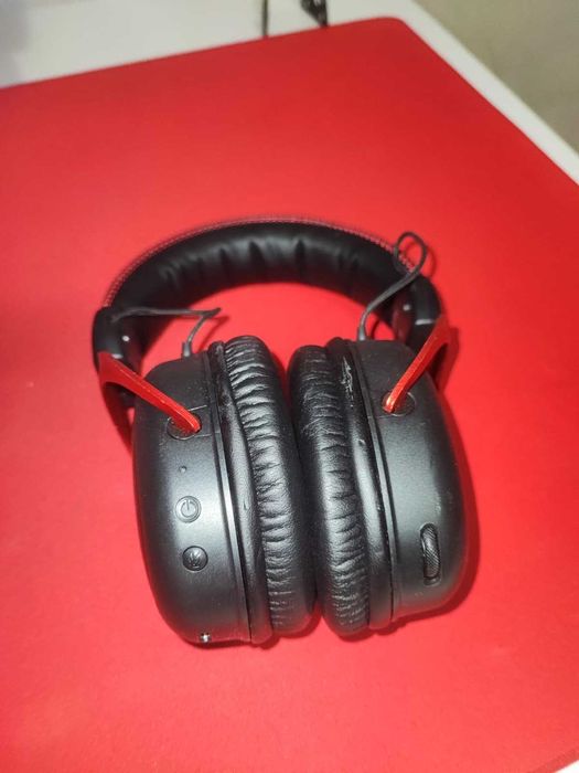 Vand casca wireless HyperX Cloud 2