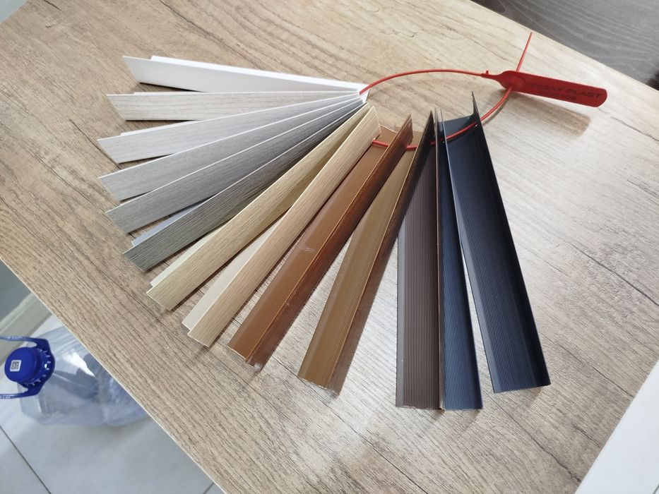 Акция Обойный уголок ПВХ 2,7 метровая от 6500 сум штук ТТЗ базар