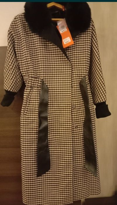 Женская одежда,пальто