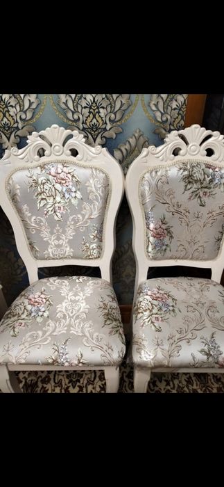 Орындықтар сатылады ешбір жері сынбаған