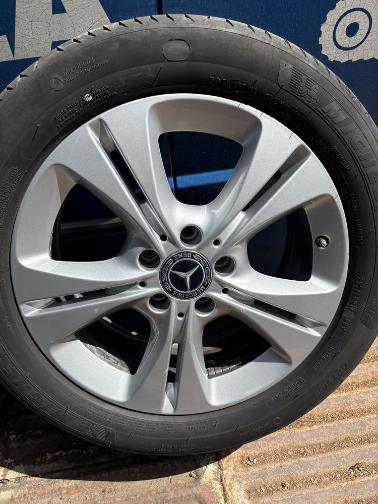 Джанти с гуми Mercedes 17”