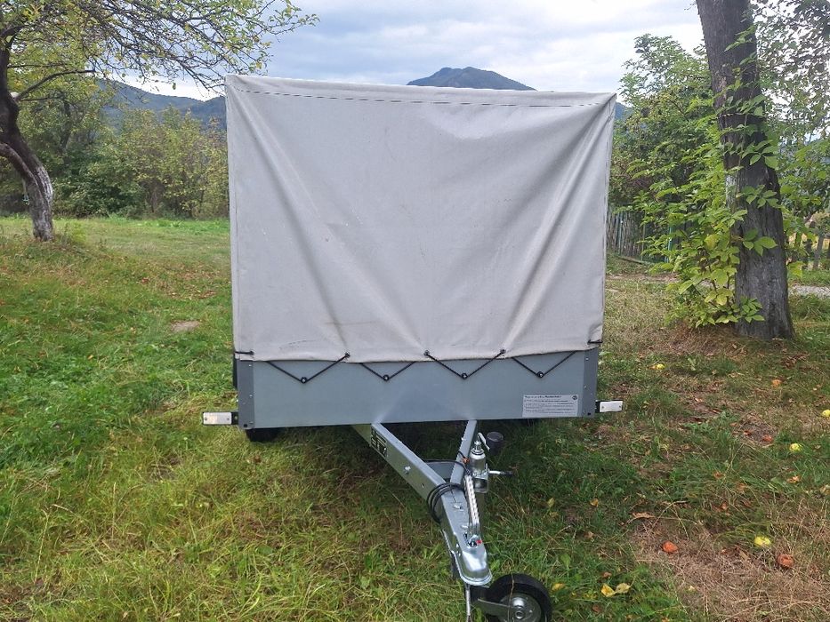 Remorca 750kg Stema