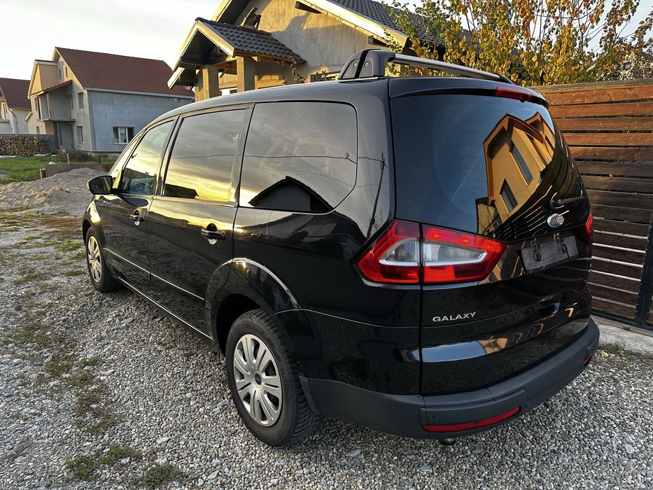 Ford Galaxy • 2.0 TDCi • 2008