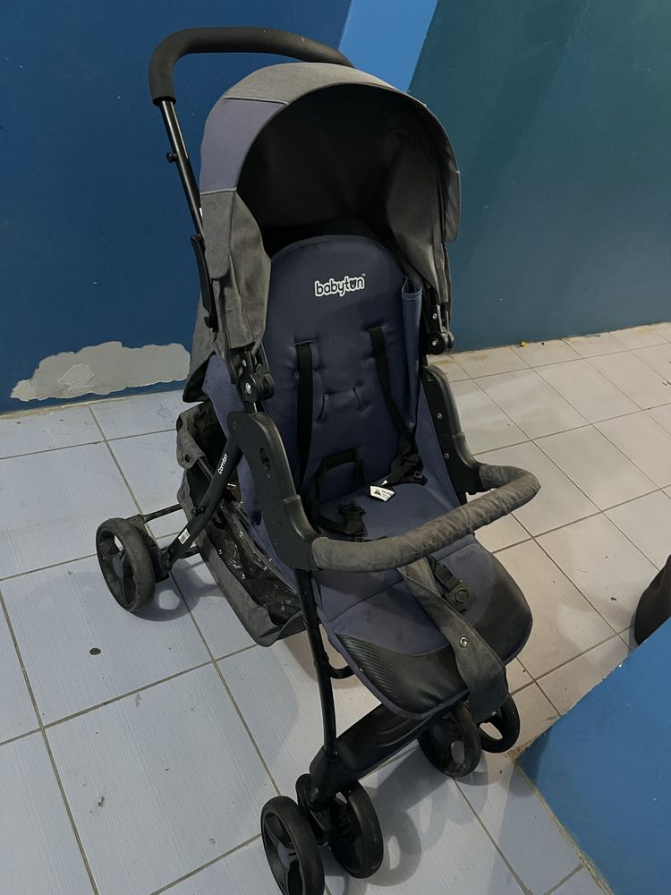 Продам коляску в рабочем состояний