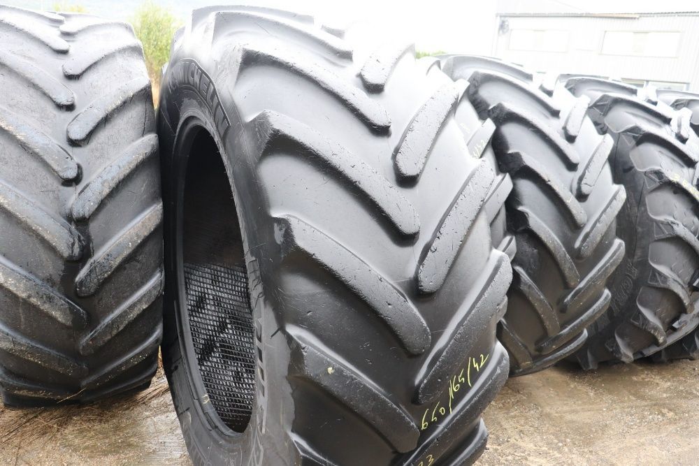 Anvelope 650/65R42 MICHELIN COD 15 + 68 Cauciucuri Tractor