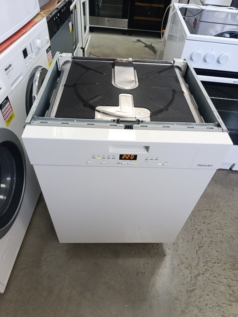 Нов модел Съдомиялна Miele XXL Miele G5000 SCU Active -