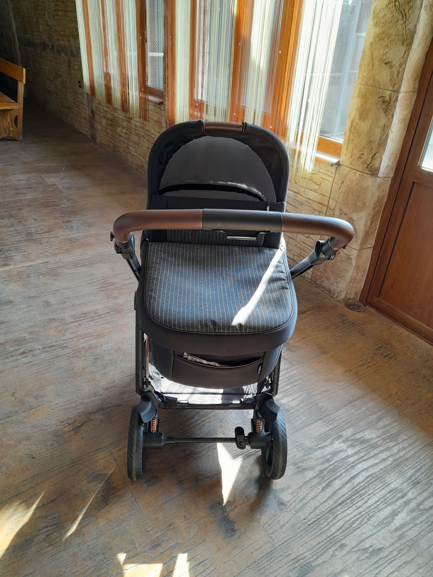 Количка Peg Perego 2 в 1 VELOCE SL500 
Комплектът включва кош