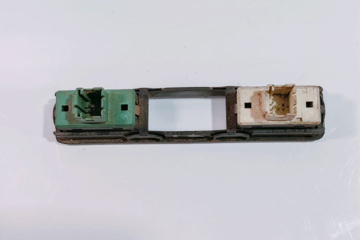 Buton  geam electric 61311387999 BMW Seria 3 E36