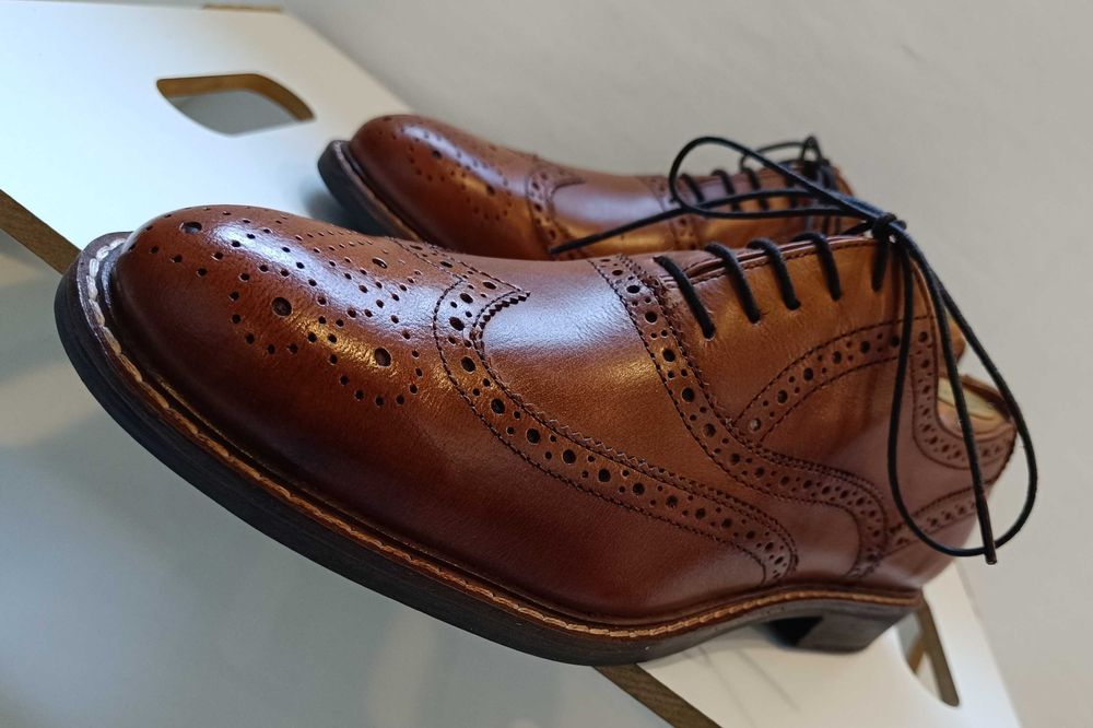 Pantofi oxford 45.5 46 brogue premium Thomas Crick NOI piele naturala