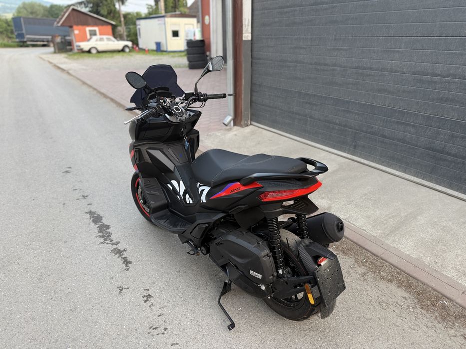 Aprilia SR 125 GT Replica