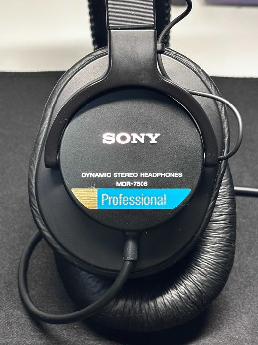 Мониторные наушники Sony MDR-7506