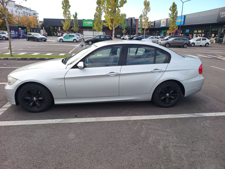 Vând BMW e90 2.0D 163cp