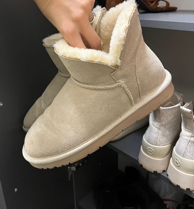 Ботуши по модел на UGG