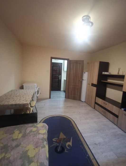 Garsonieră de închiriat zona Compa