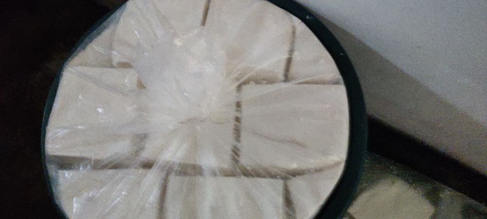 Vând telemea de oaie