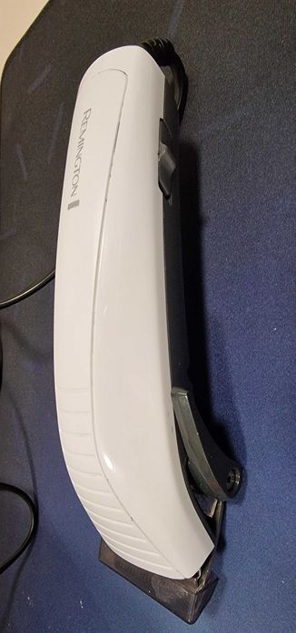 Remington Colourcut-Машинка за подстригване
