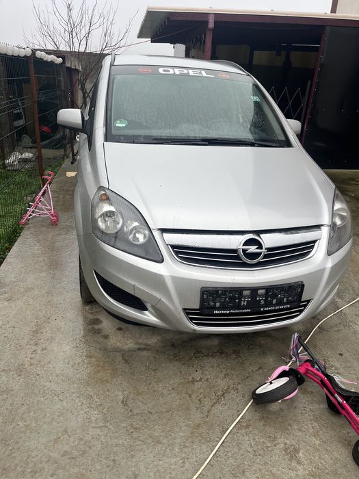 Opel zafira b 2013/08 7 locuri