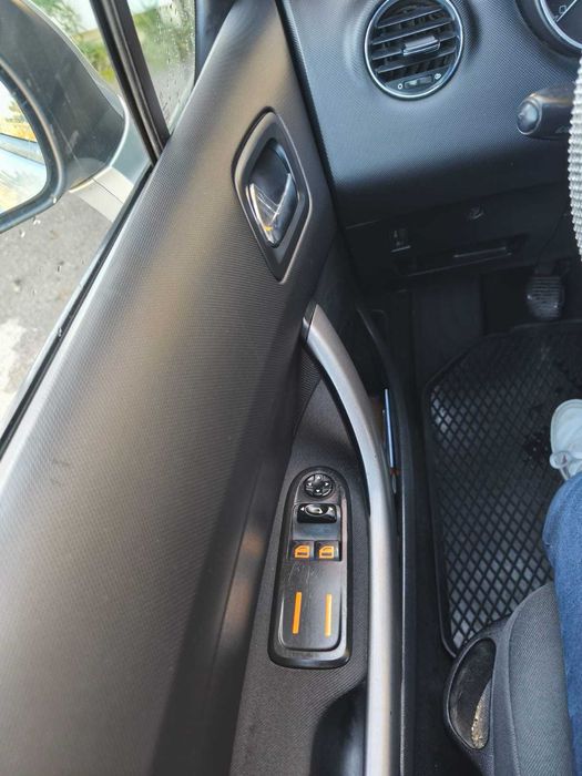 VÎND Peugeot 308