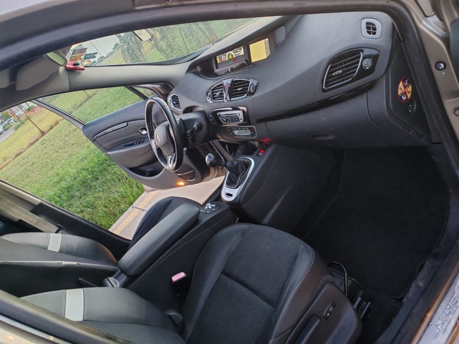 Renault Grand Scenic 3 BOSE 7 LOCURI facelift 2013