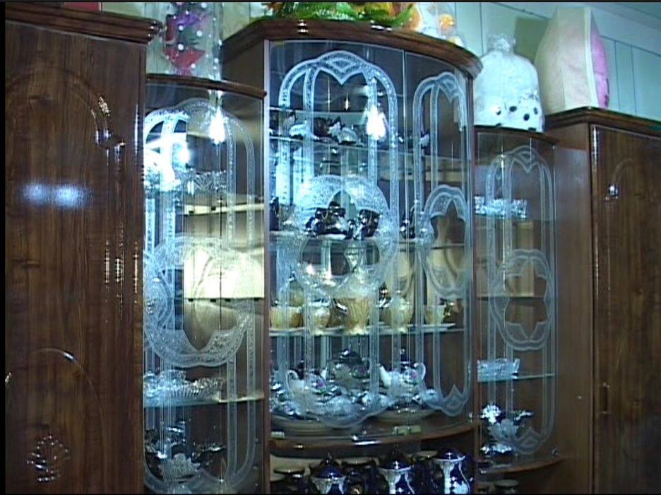 Стенка почти новый(стенка сотилади холати аъло)