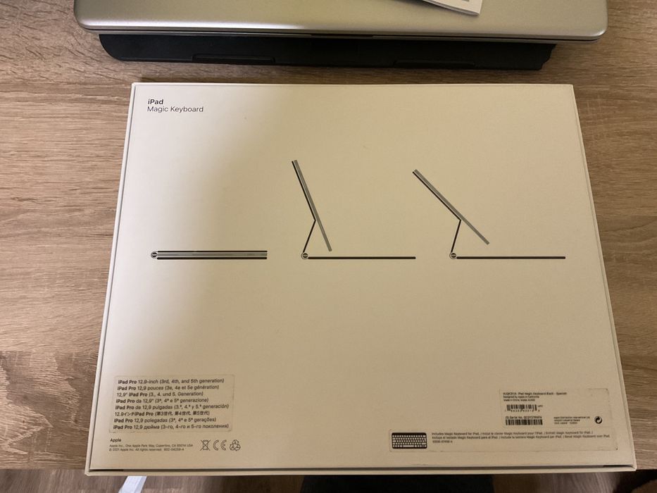 Magic Keyboard Apple клавиатура за iPad Pro 13”.