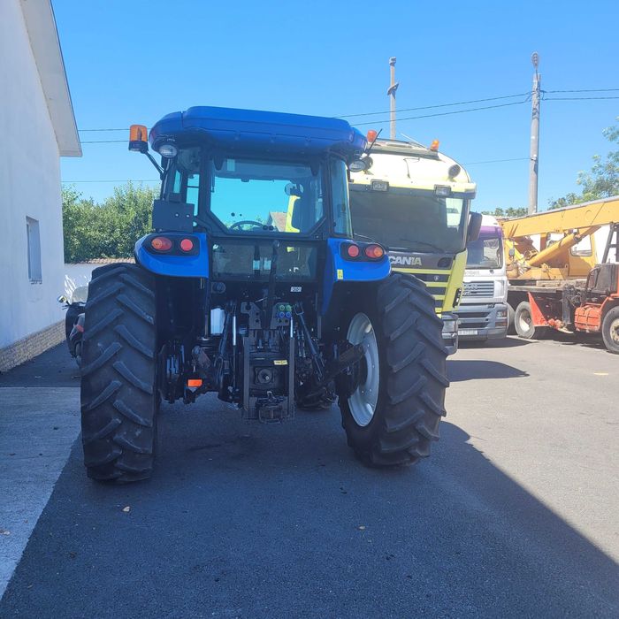 Tractor New Holland  TD 5.95