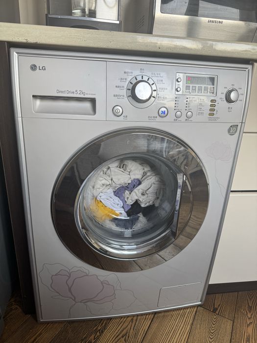 Стиральная машинка LG в отличном сосиоянии!!!