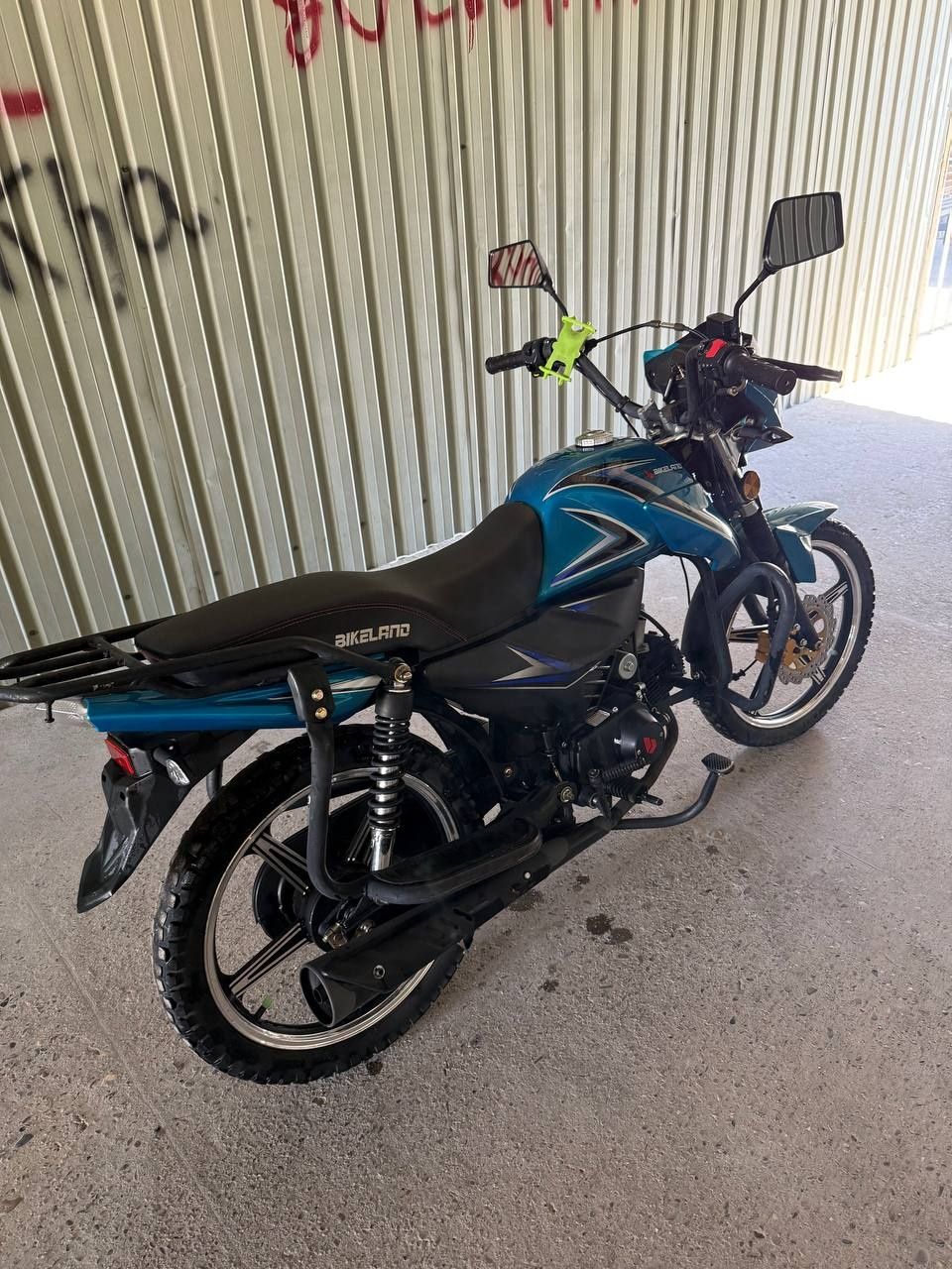 Moto moped alfa lyuks