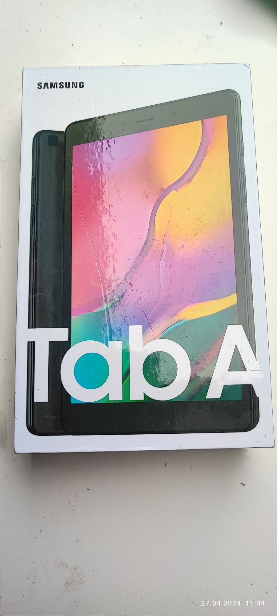 Пълен комплект, малко ползван Таблет Samsung Galaxy Tab A