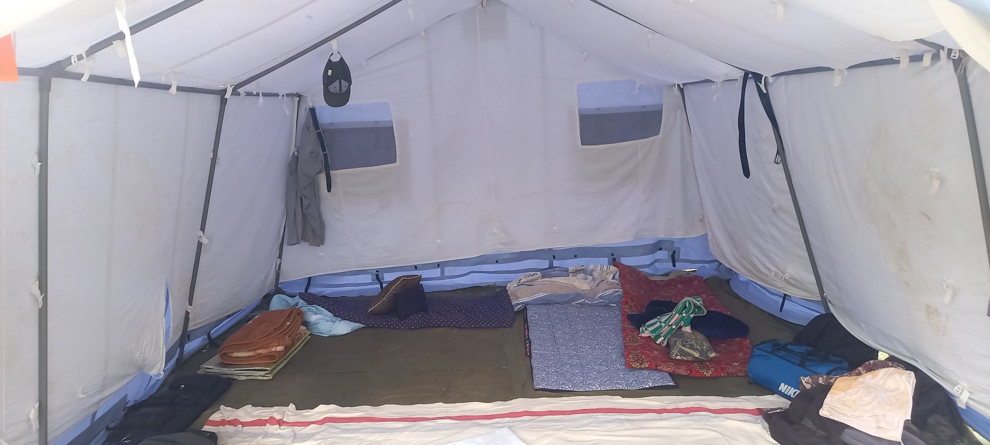 Продаётся палатка 3м×5м