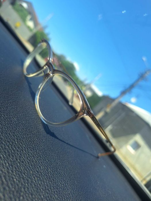 Ramă cu tot cu lentile de vedere