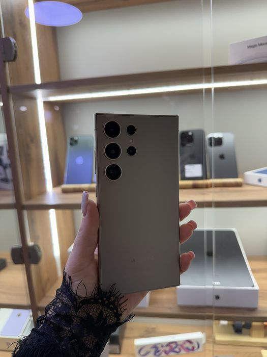 Samsung S24 Ultra , 512 gb