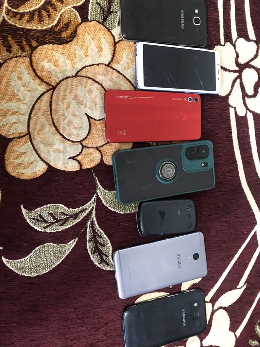 Продам телефон на запчасти