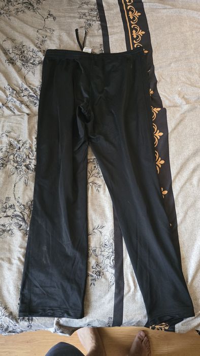 Pantaloni negri nike marimea XL