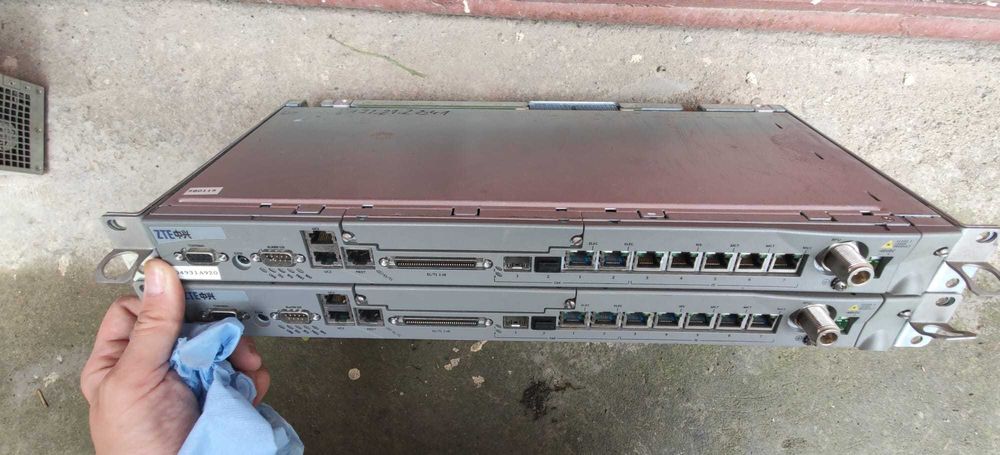 Microwave Transmission System ZTE / Ceragon Fibe-Air Telecomunicatii