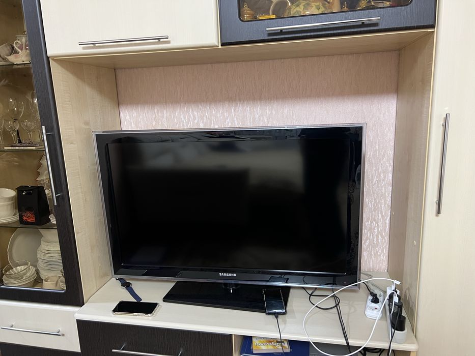 Продам телевизор