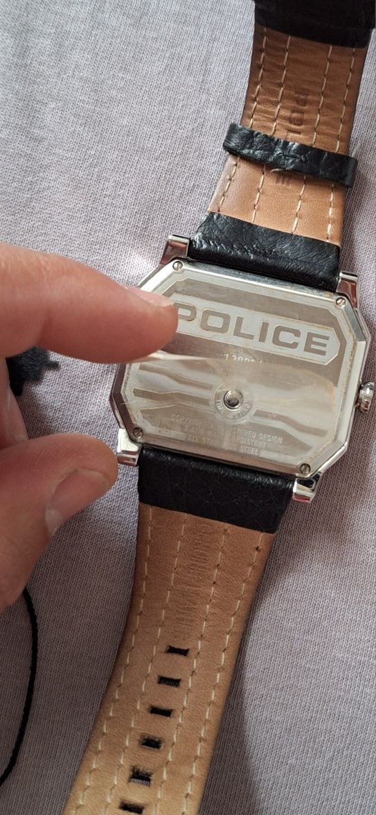 Часовник police носен 1 път неразичим от нов