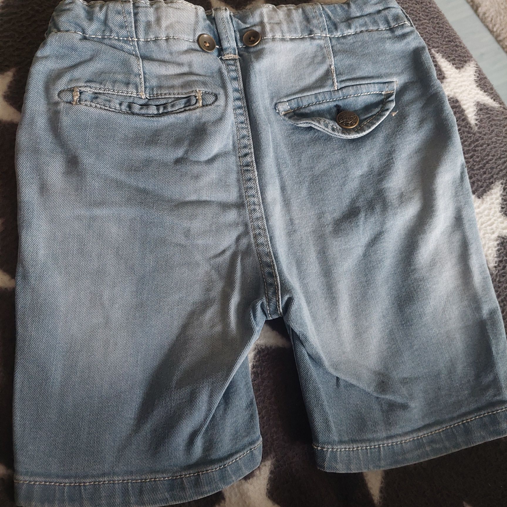 Къси панталони Zara + тиранти подарък