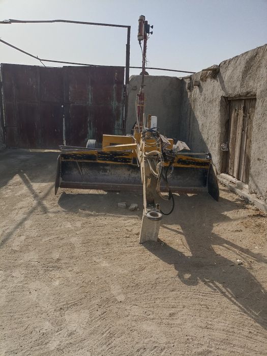 MTZ 82.1 TRAKTOR+ lazer