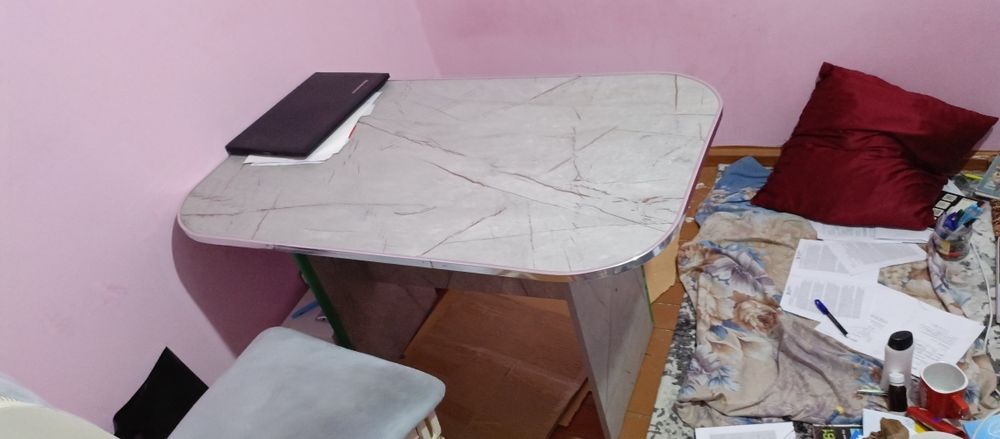 Stol va stul dars qilish uchun ideal variant