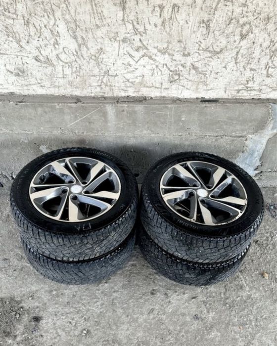 Диски с зимними шинами комплект