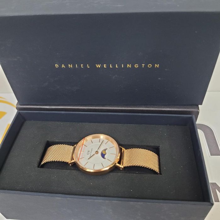 Ceas dama Daniel Wellington, Quartz, Auriu, Alb, otel inoxidabil, -N-