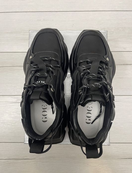 Сникърси Goe black