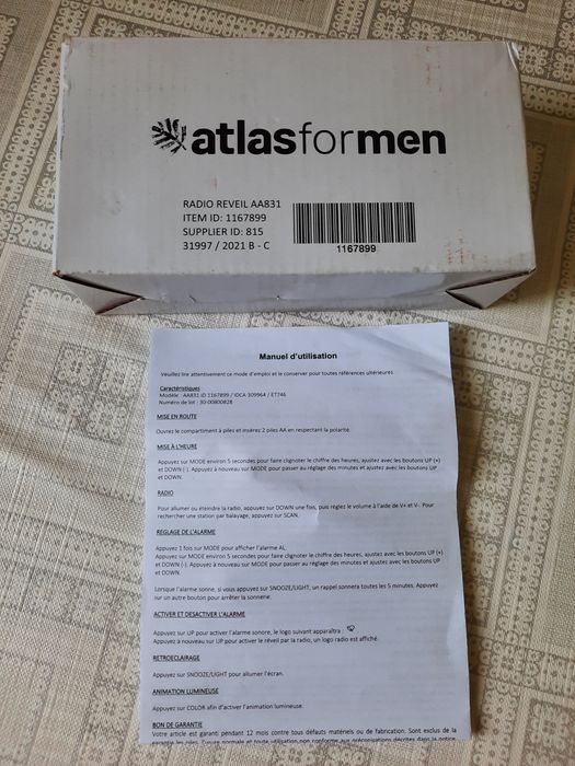 Ceas digital cu radio FM, Atlas ( Franta)