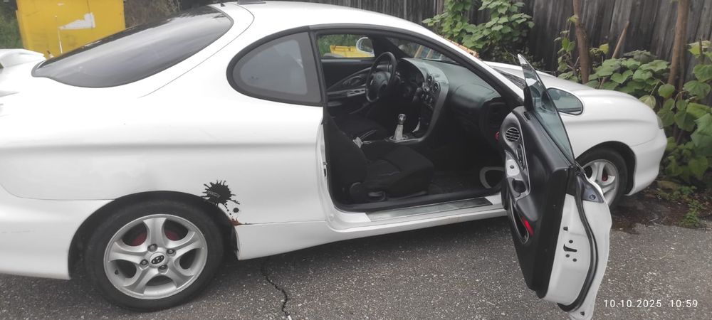 Vând Hyundai coupe